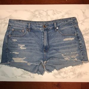 American Eagle Shorts- Tomgirl Shortie